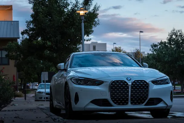 Kasino Mad Money Android/iOS aplikace